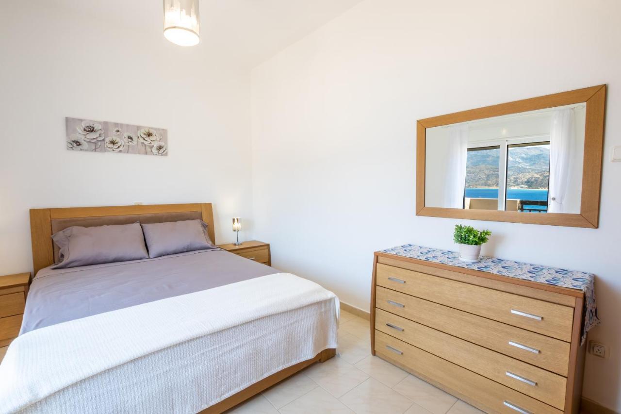 Appartamento Harbor View Karpathos Esterno foto
